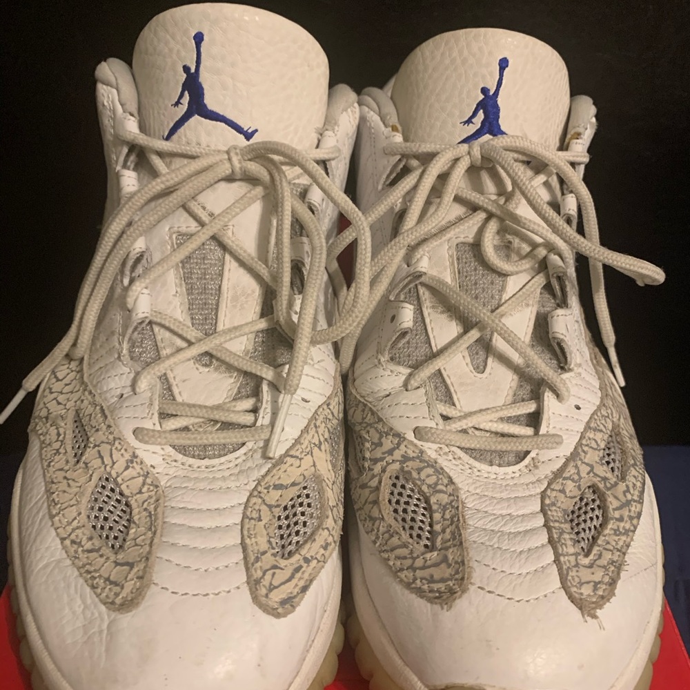 Men’s Jordan sneakers